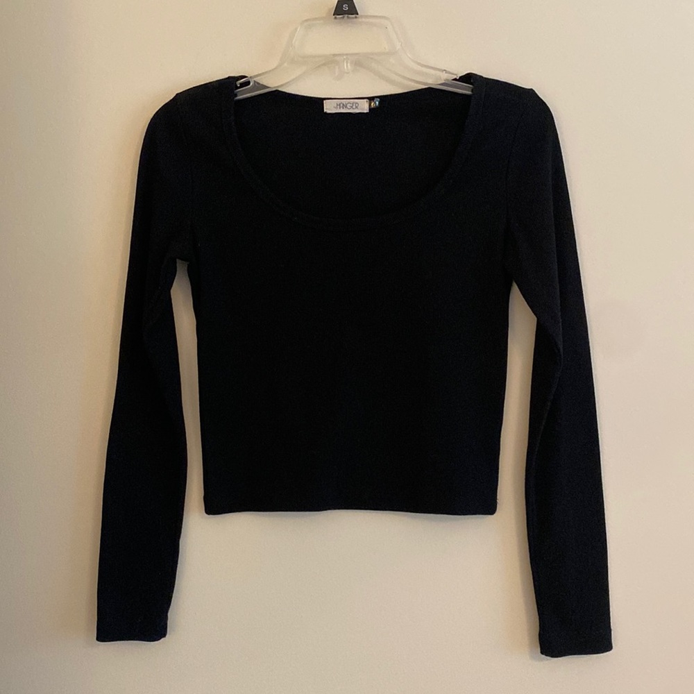 ⭐️ The Hanger Ribbed Black Scoop Neck Crop Top M